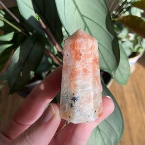 Sunstone crystal gemstone tower/obelisk